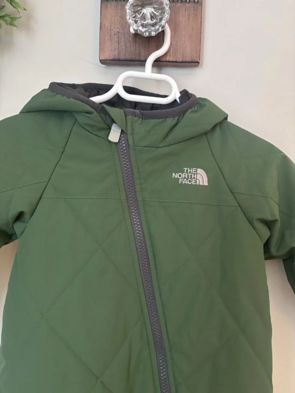 The North Face Infant 12-18M Snowsuit Green Quilted Hooded Bunting One Piece